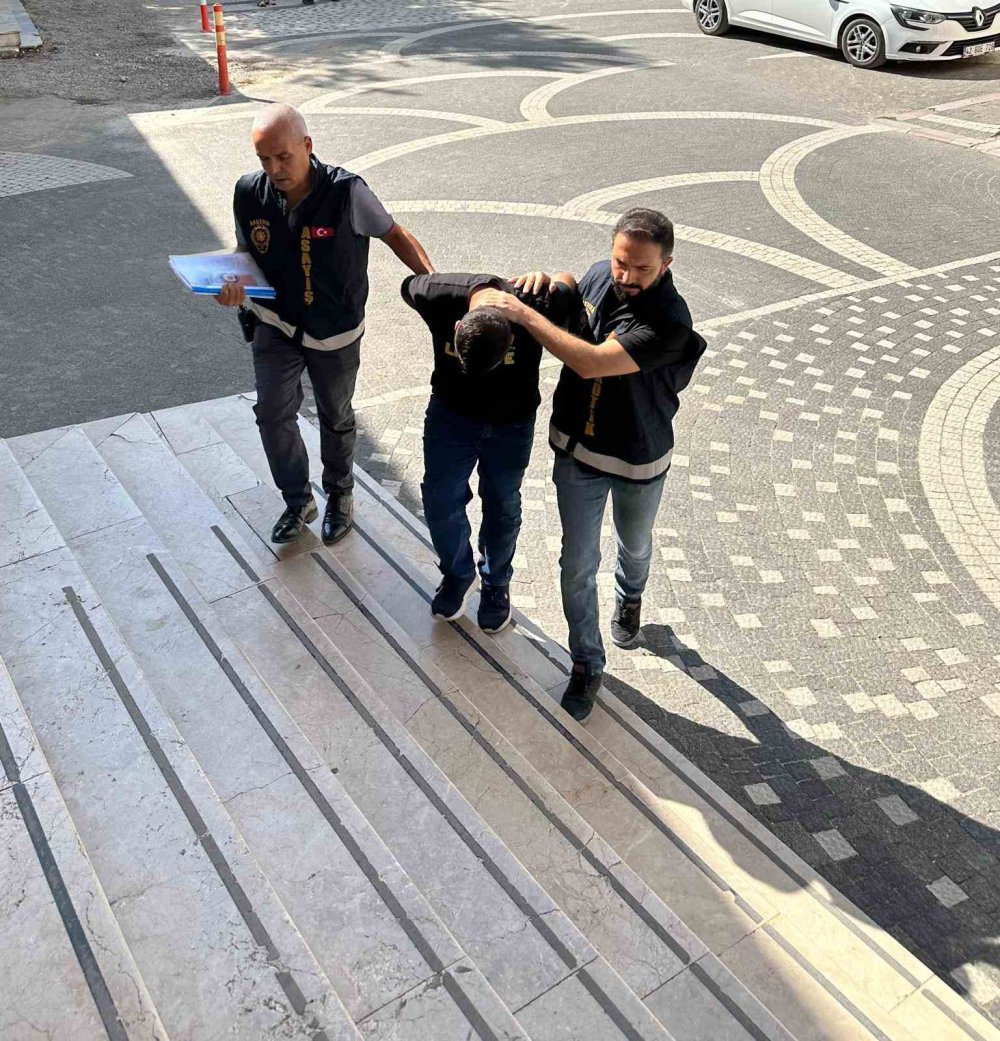 Konya'nın ilçesinde 3 bin 500 kullanımlık bonzai ele geçirildi