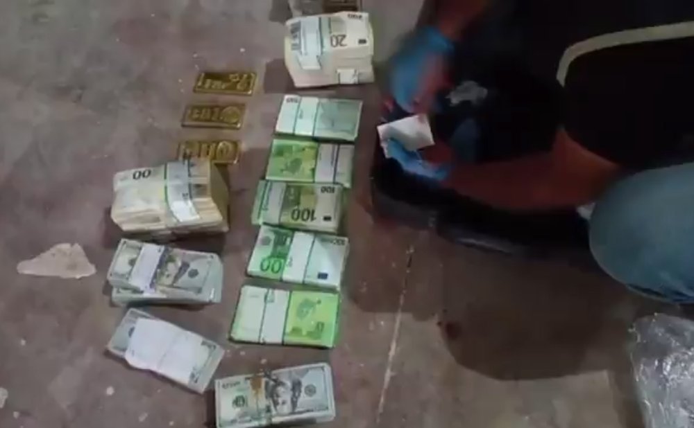 Belediyeye yolsuzluk soruşturması... Depoda külçe altın, avro ve dolar bulundu