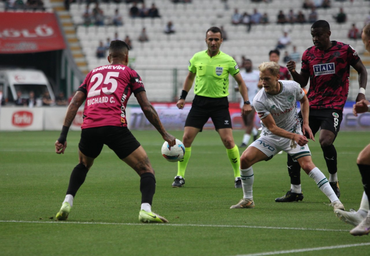konyaspor-ile-alanyaspor-19-randevuda-1.jpg