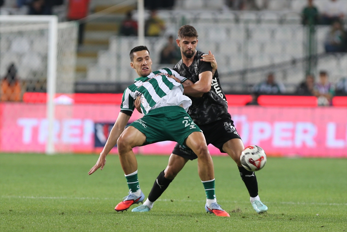 aa-20250913-39105940-39105935-tumosan-konyaspor-corendon-alanyaspor.jpg