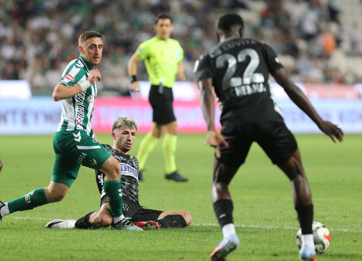 aa-20250913-39105940-39105936-tumosan-konyaspor-corendon-alanyaspor.jpg