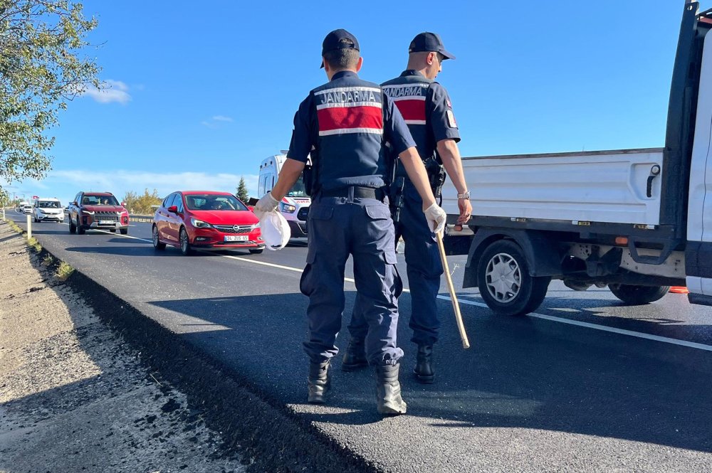 Otomobilin çarptığı yaya öldü