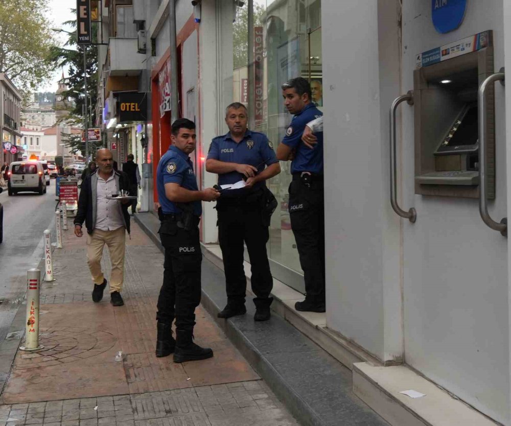 Yaşlı adam dolandırıcılarının tuzağına düştü, 170 bin TL’sinden oldu