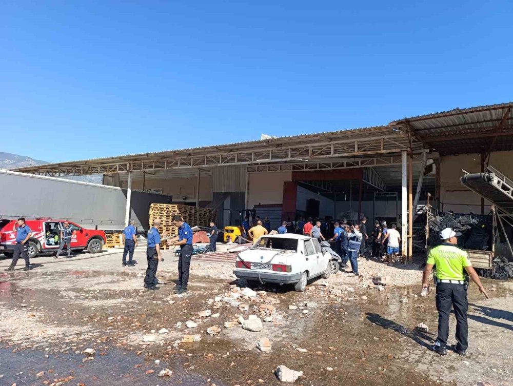 Toptancı halinde patlama: 1 ölü, 3 yaralı