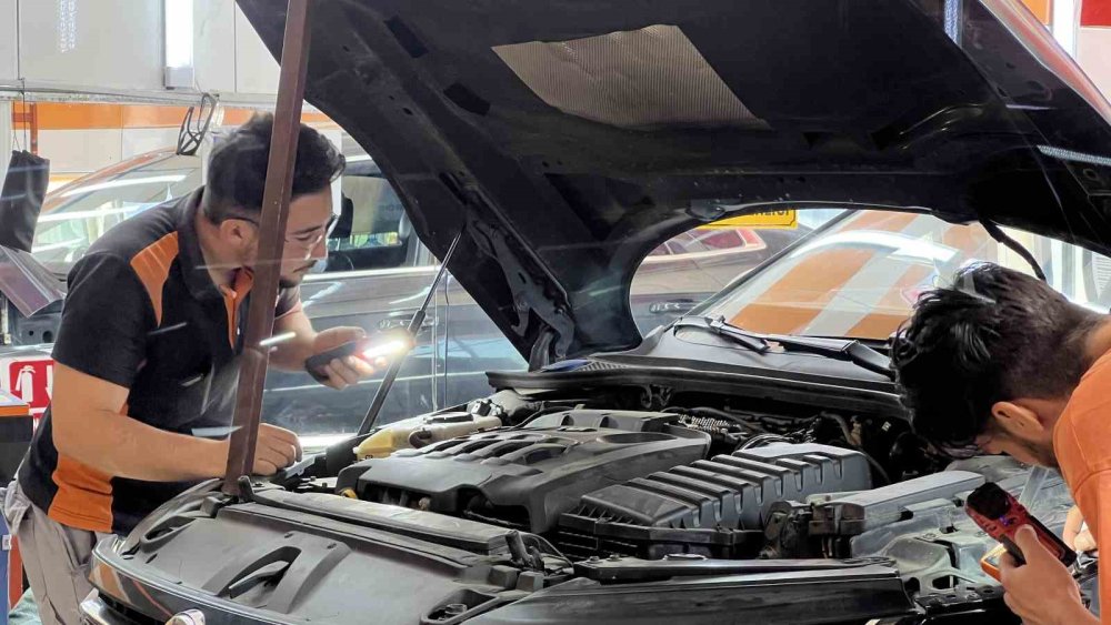 Konya'da ekspertiz raporu gerçeği ortaya çıkardı! Tam 7 araçtan parça birleştirip otomobil yapmışlar