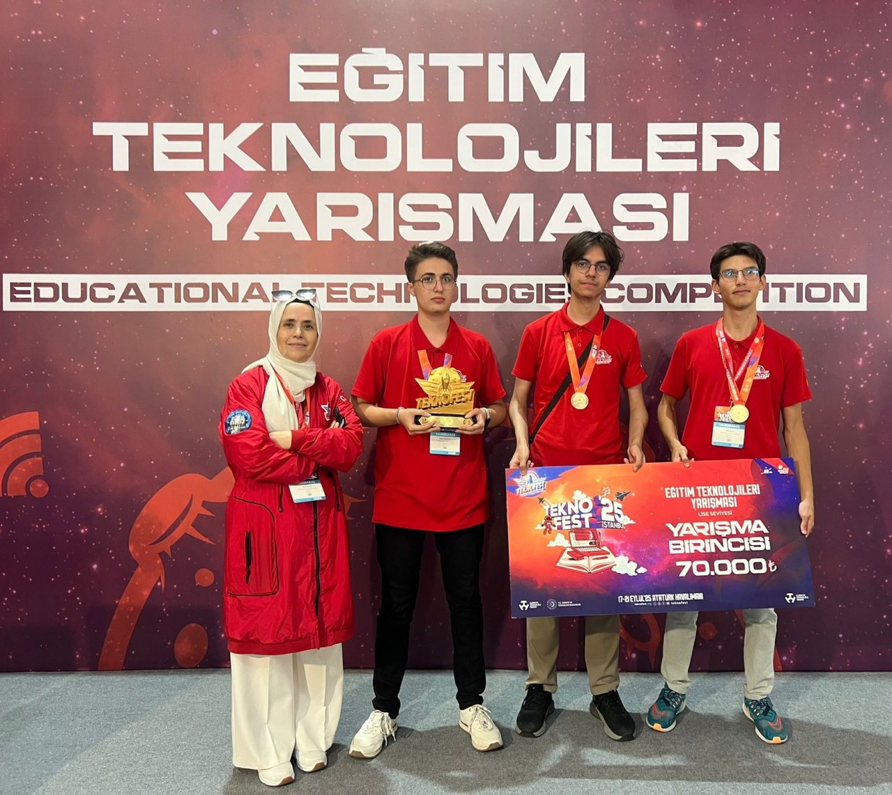 yontem-koleji-teknofestte-yine-turkiye-birincisi-1.jpg