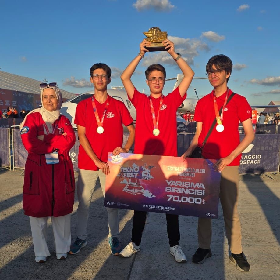yontem-koleji-teknofestte-yine-turkiye-birincisi-5.jpg