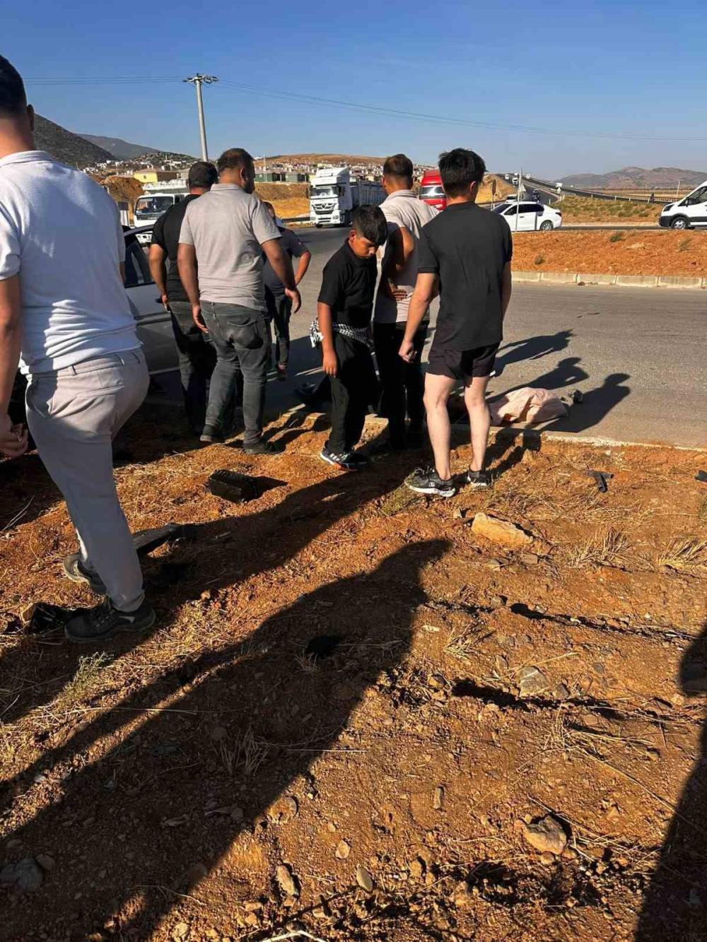 Otomobil ile minibüs çarpıştı: 5 yaralı