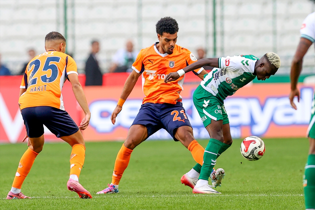 aa-20250928-39251657-39251653-tumosan-konyaspor-rams-basaksehir.jpg