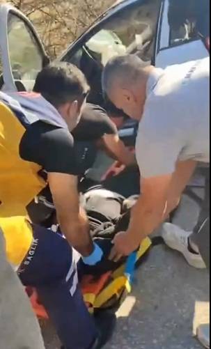 Otomobil ile kamyon çarpıştı; 1 ölü