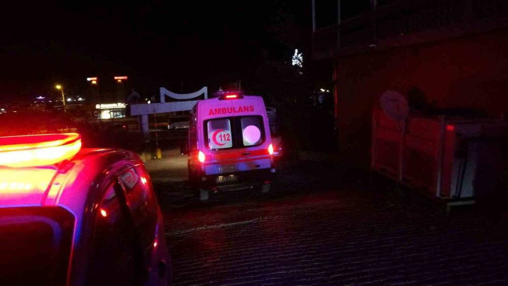 Düğün salonunda silahlı kavga: 4 yaralı