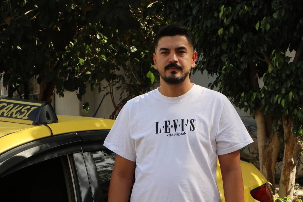 ‘Yesen’ bebek takside doğdu