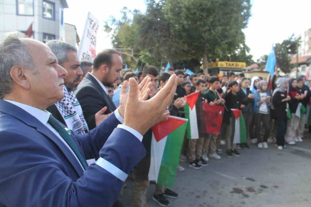 Beyşehir’de öğrenciler "Soykırıma dur" dedi