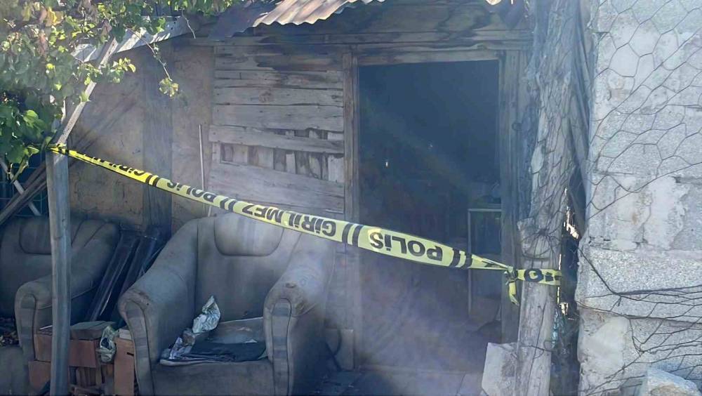 Esnaflar fark etti... Barakada ölü bulundu