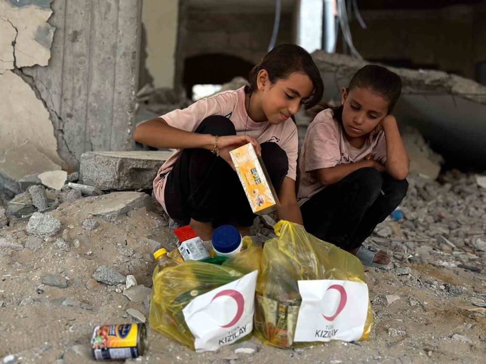 Kızılay Gazze’de gıda yardımlarını sürdürüyor