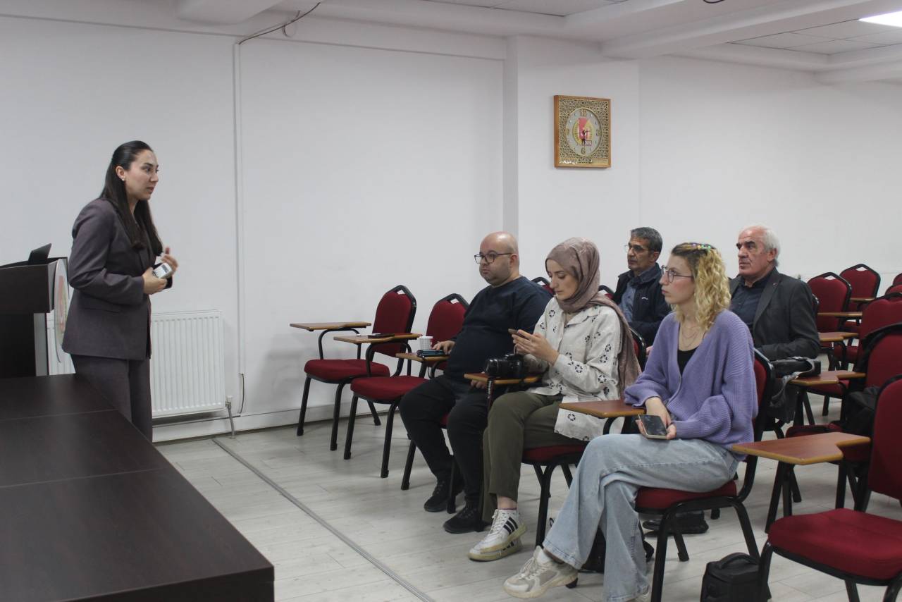 konyadaki-gazetecilere-farkindalik-egitimi-verildi-3.jpg