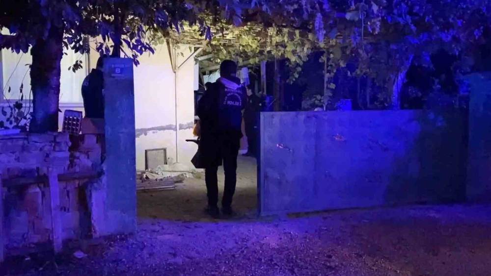 Babasını öldürüp kaçtı, polisin operasyonuyla yakalandı