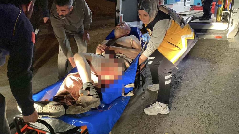 Kılıçaslan Parkı’nda 8 yerinden bıçaklanan adam ağır yaralandı