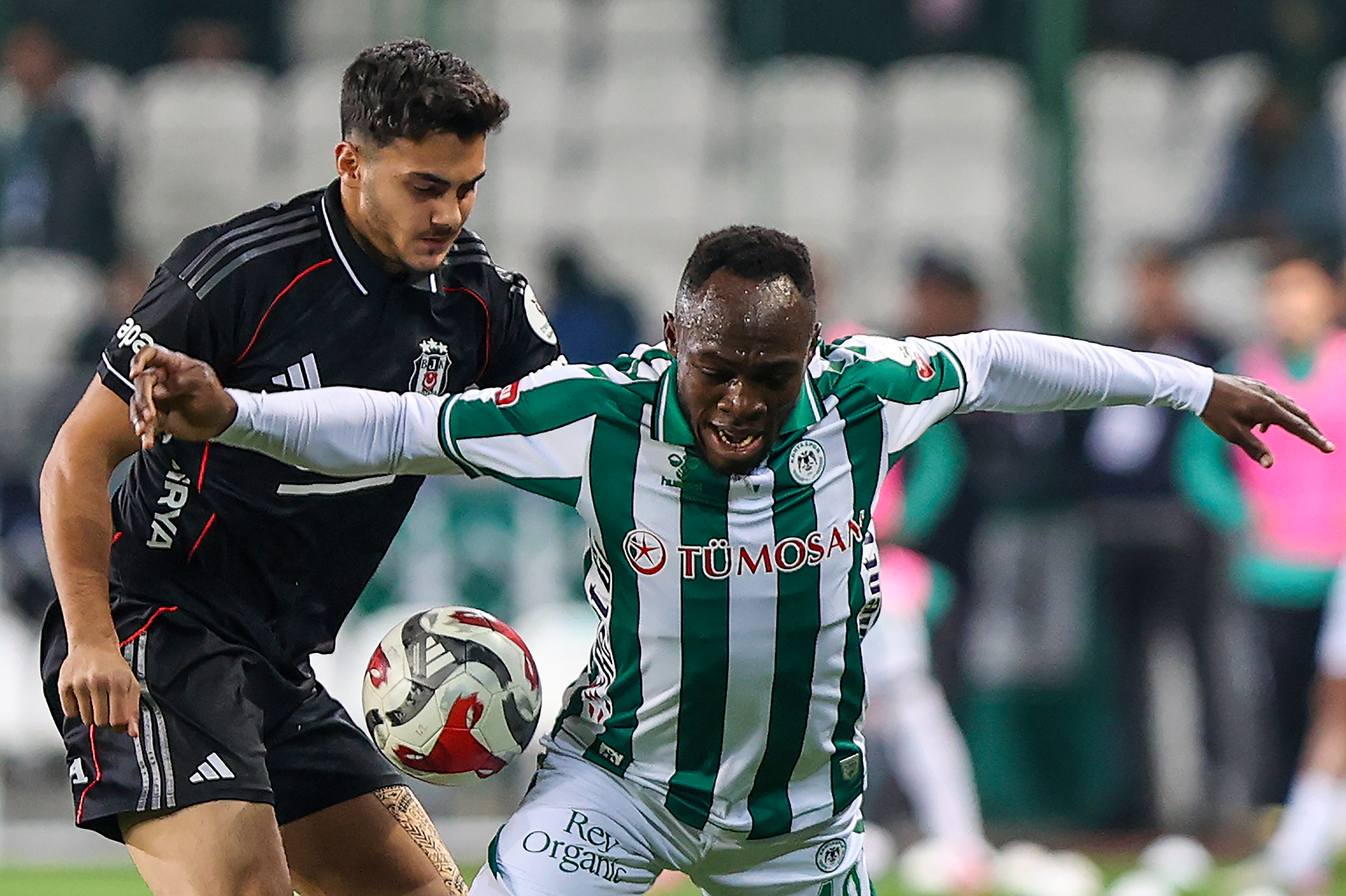 aa-20251022-39491713-39491701-tumosan-konyaspor-besiktas.jpg