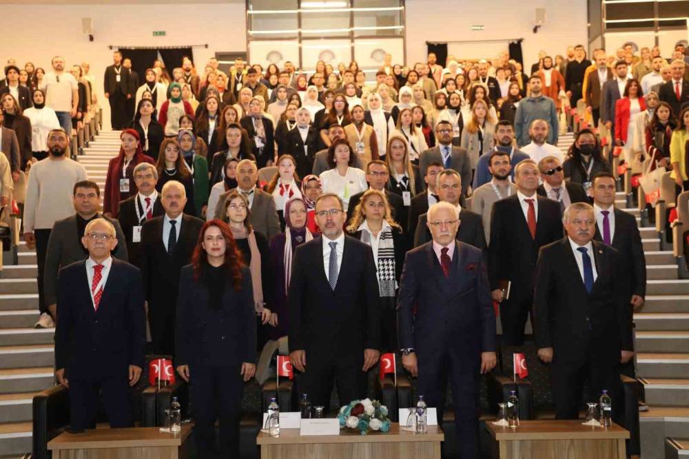 Kasapoğlu Konya'da konuştu: "Özel eğitimde yeni çağ başlıyor"