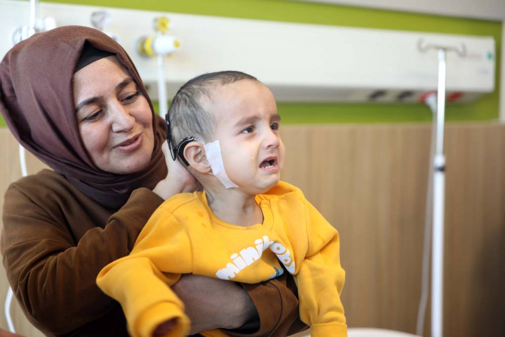 Hamza bebek ameliyatla ilk kez duydu