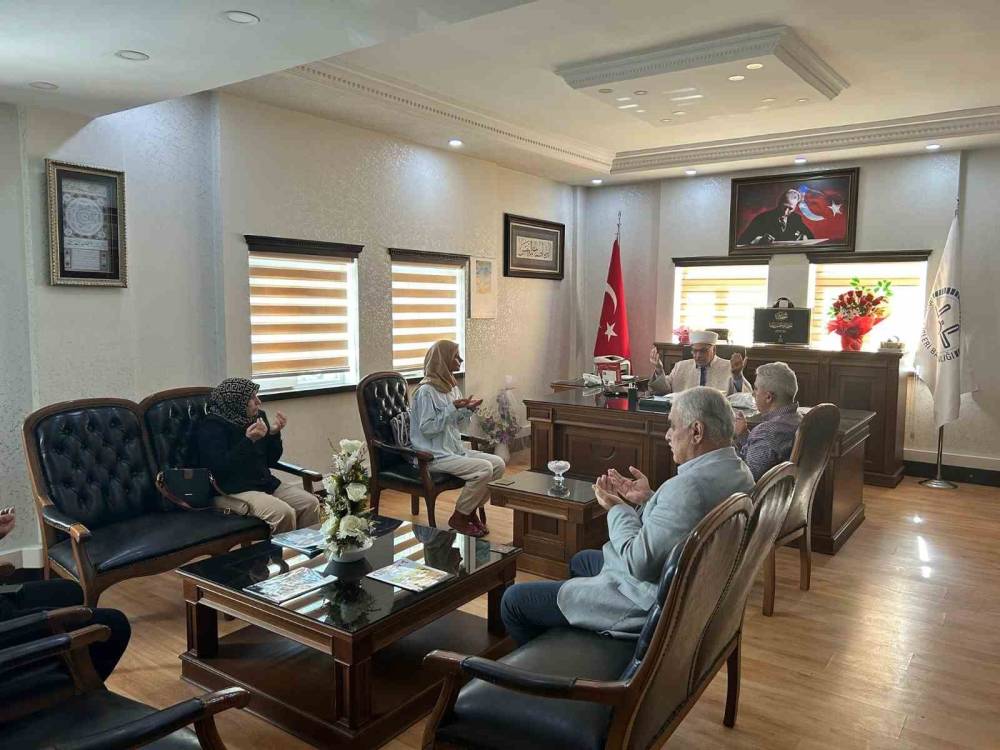 Polonyalı gazeteci Müslüman oldu