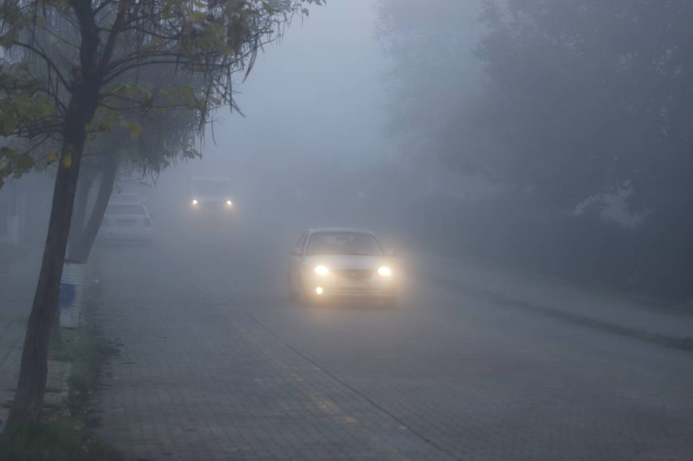 Yoğun sis; 30 metreye düştü