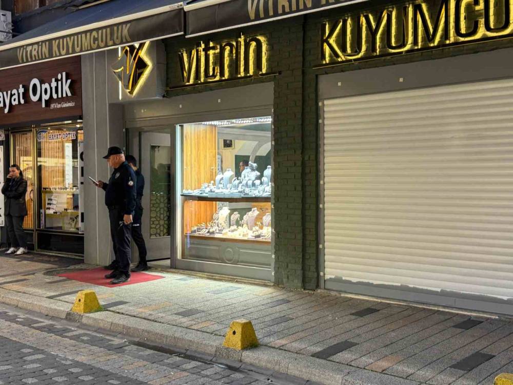 Kuyumcu hırsızlığı: 2 milyon TL’lik altını çalıp kayıplara karıştı