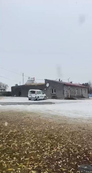 Yüksek kesimlere kar yağdı