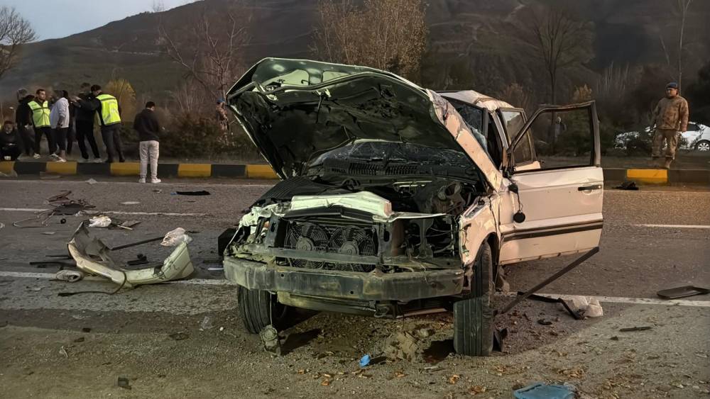 Cip takla attı: Anne-oğul öldü, 7 yaralı