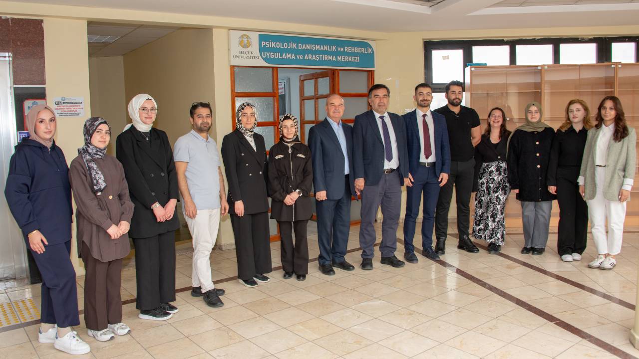selcuk-universitesinden-ogrenci-ve-personele-psikolojik-danismanlik-hizmeti-2.jpg