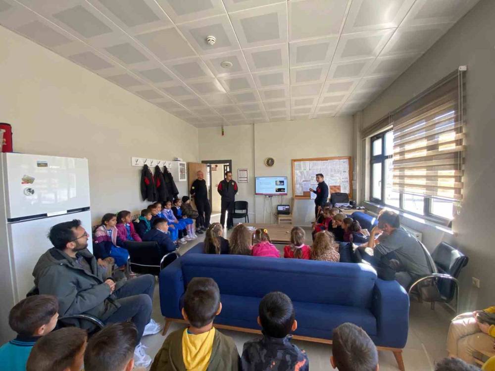 Konya'da öğrencilere ’Afet ve Yangın Farkındalığı’ eğitimi