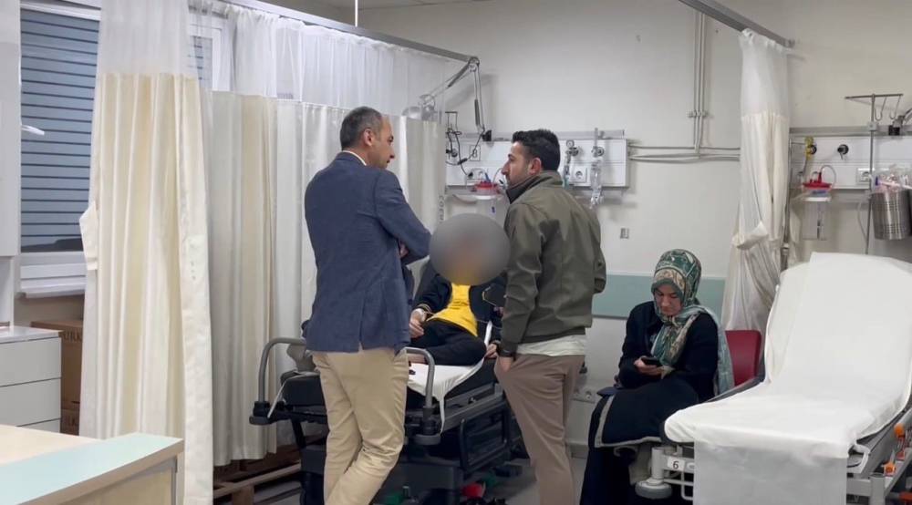 Bir okulda profiterol yiyen 8 öğrenci fenalaştı