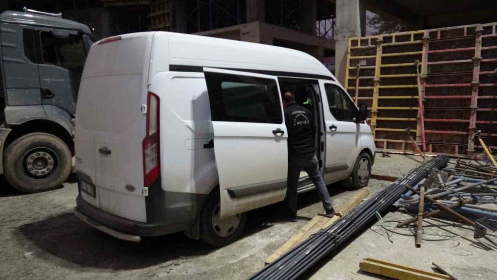 İşçi spiral makinesiyle elini kesti