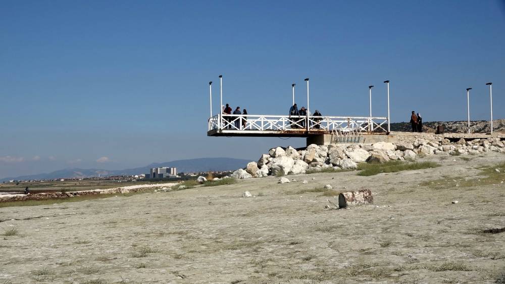 Burdur Gölü 55 yılda 21,3 metre çekildi