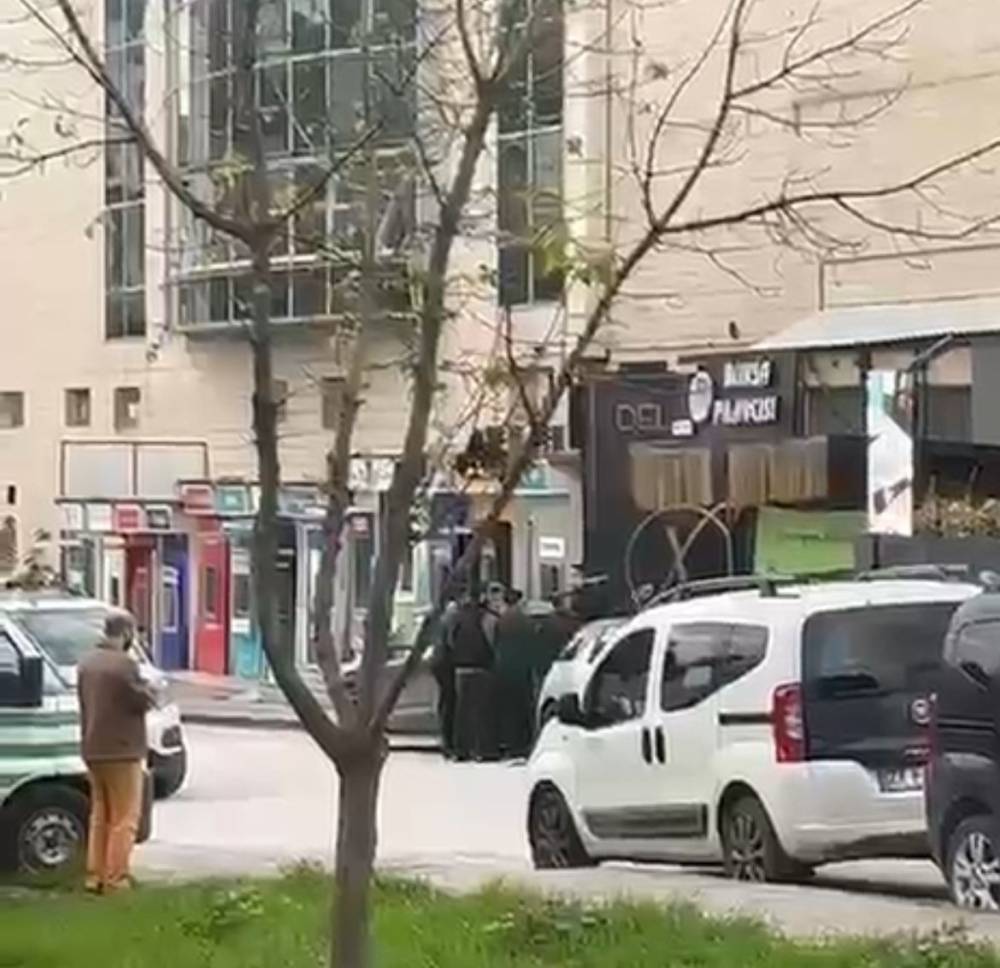 Yemek servisi açmayan restoran çalışanlarına silahlı saldırı: 6 yaralı