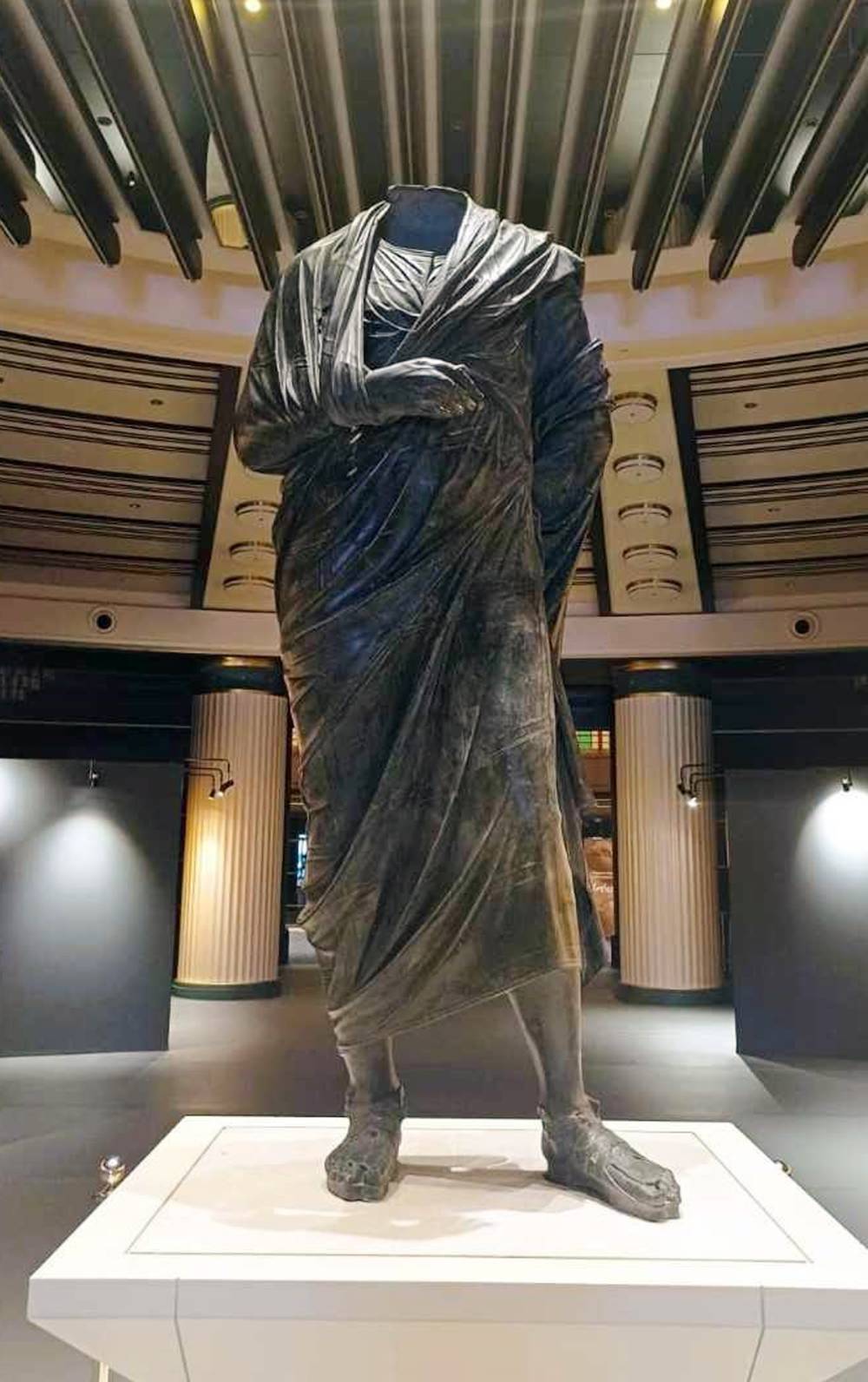 BiriKonya'da... Yurt dışına kaçırılan 110 tarihi eser, ana vatanına getirildi