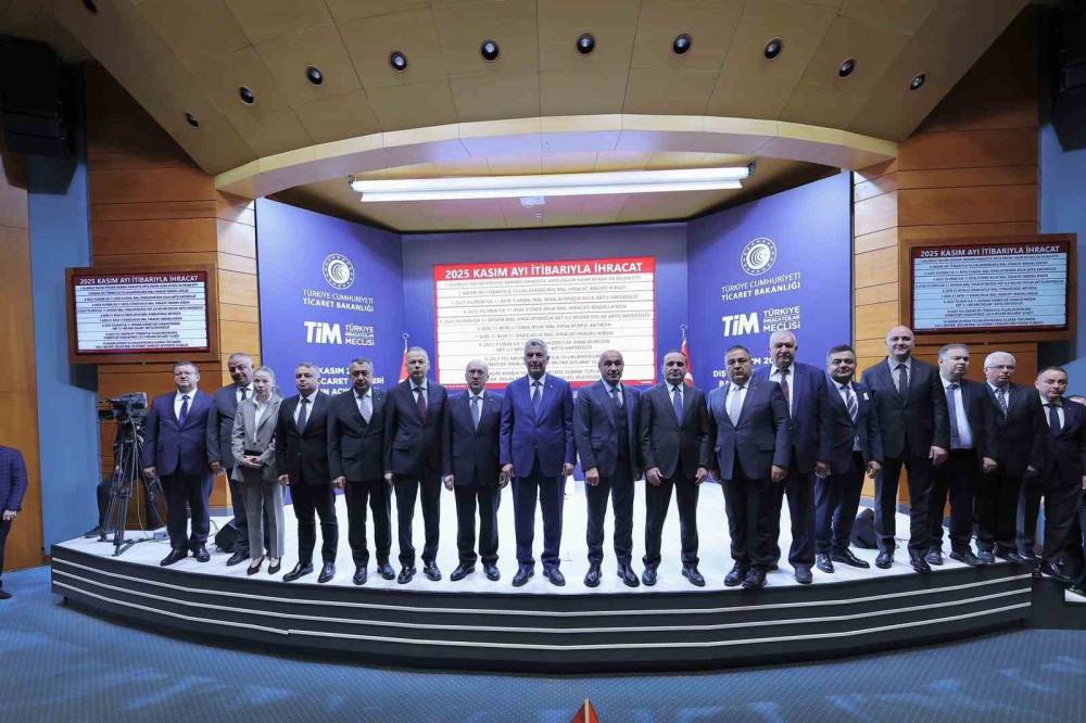 Bakan Bolat: "Kasımda ihracatımız yüzde 2,2 artış gösterdi"