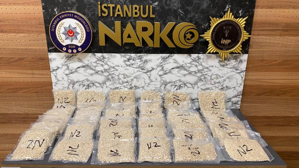 İstanbul Esenyurt'ta uyuşturucu operasyonu: 133 bin adet hap ele geçirildi