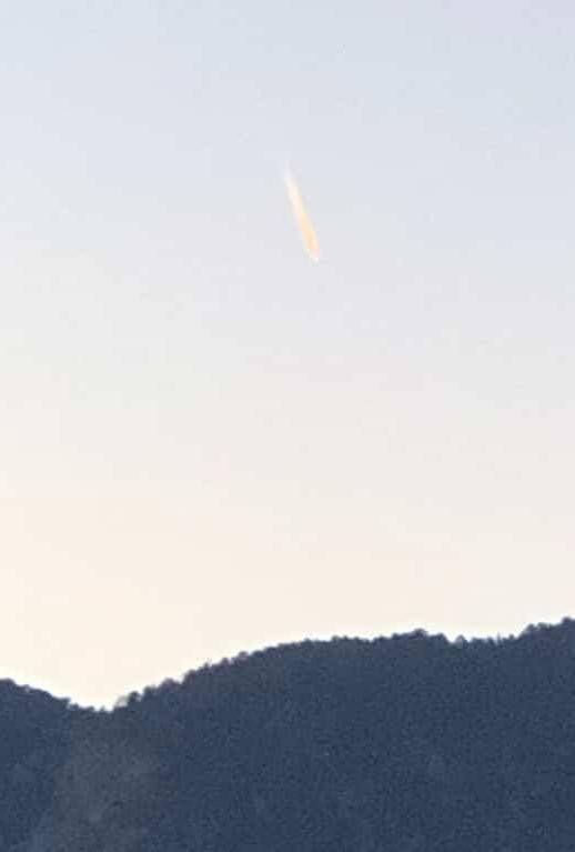 Gökyüzündeki bilinmeyen ışık paniğe neden oldu: Gerçek göktaşı çıktı