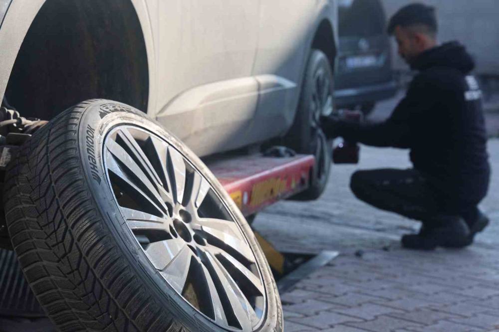 Konyalı sürücülere lastikçiden uyarı geldi! Önce bunu yapın