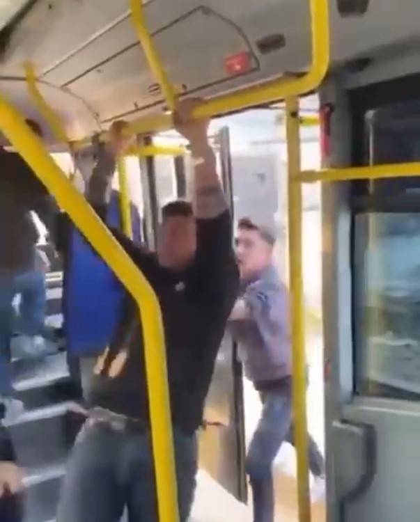 Satırlı saldırgan gözaltına alındı