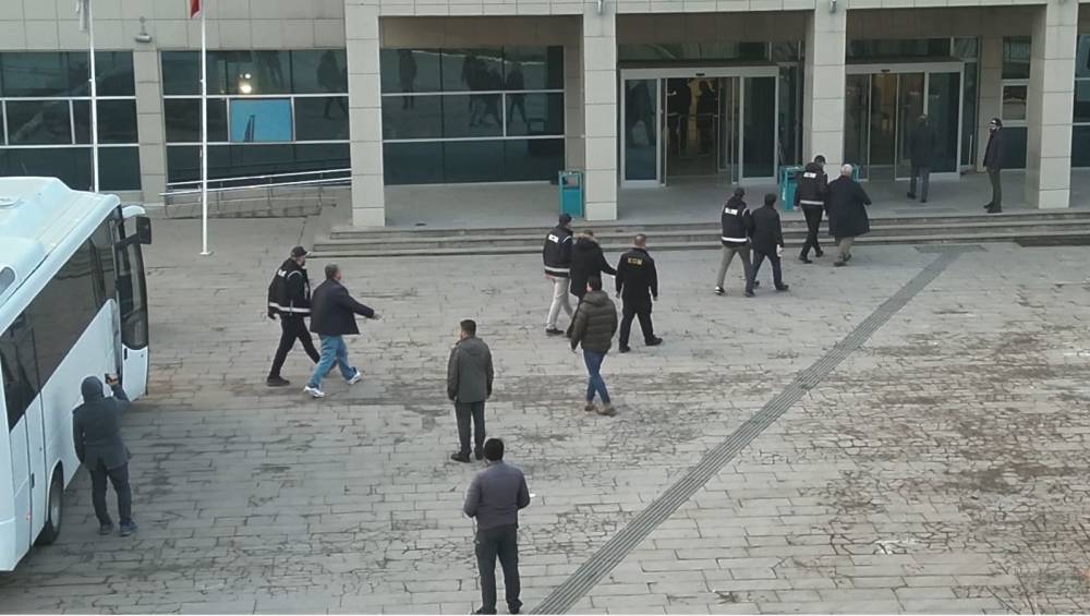 Kilis merkezli FETÖ/PDY operasyonu: 15 gözaltı, 1 tutuklama