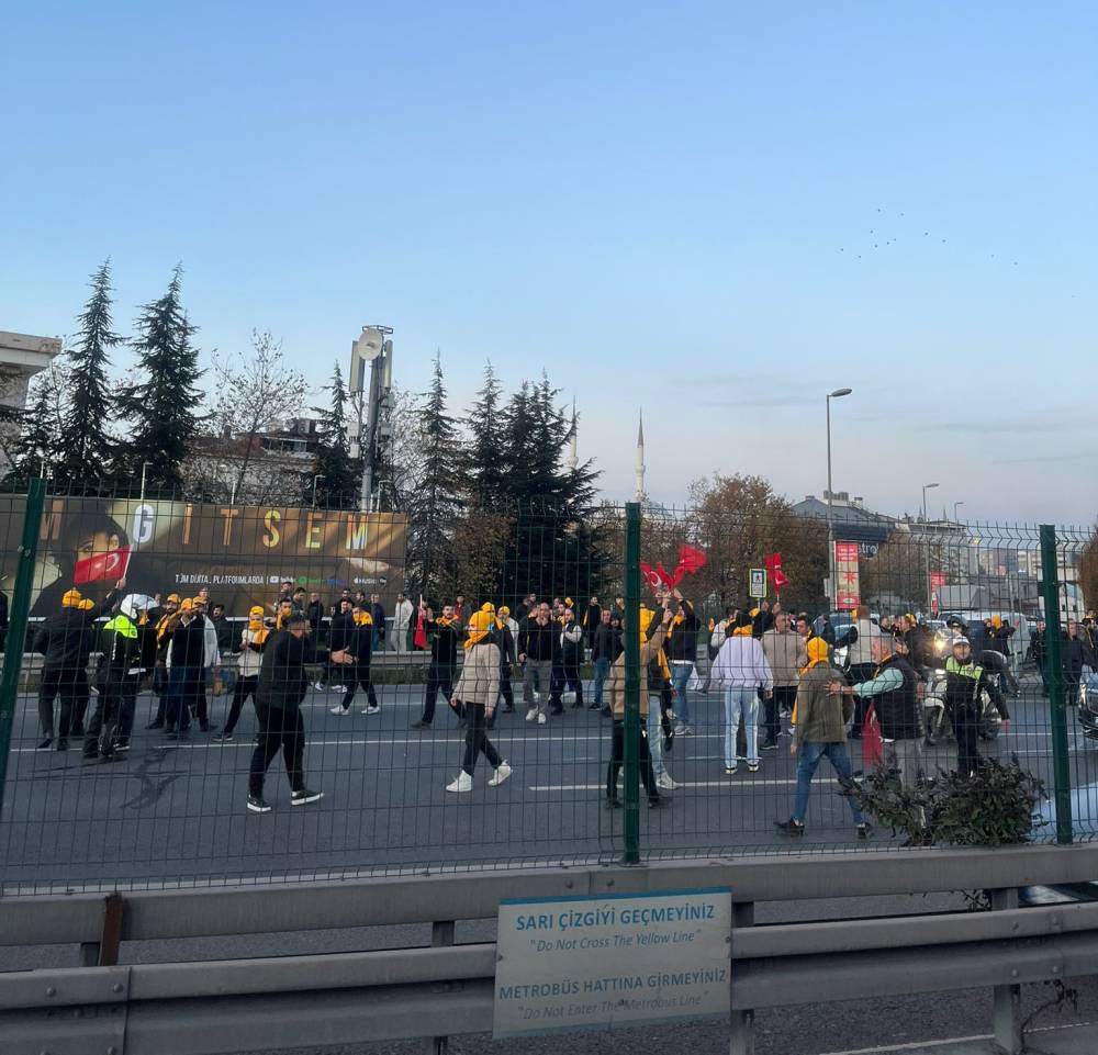 Taksiciler ve TAG arasında devam eden davaertelendi