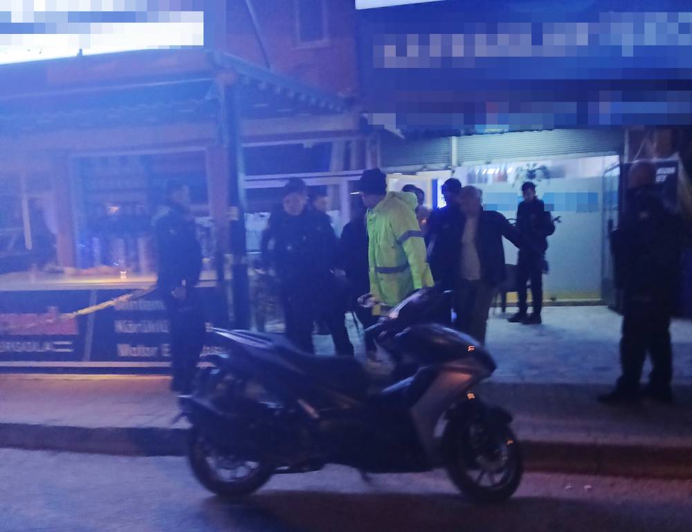 Tekel bayisinde kanlı gece! 2 kişi hayatını kaybetti