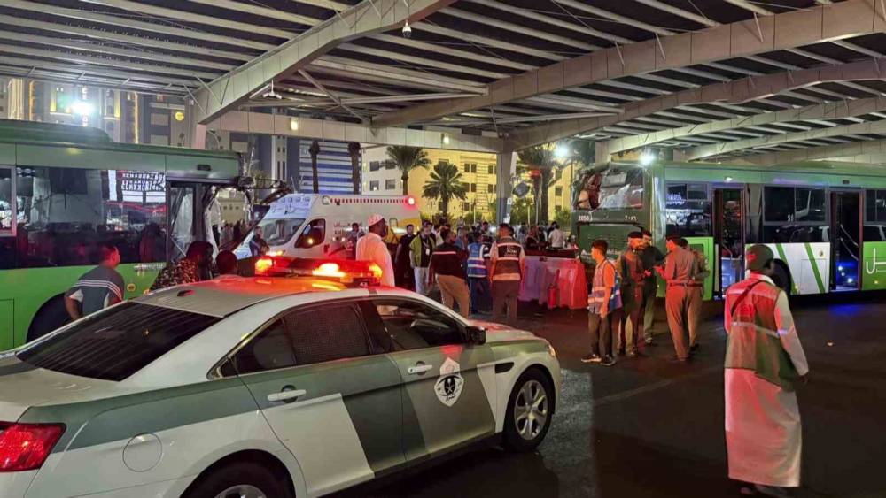 Mekke'de otobüs Türk kafileye çarptı: 1 ölü, 2 yaralı