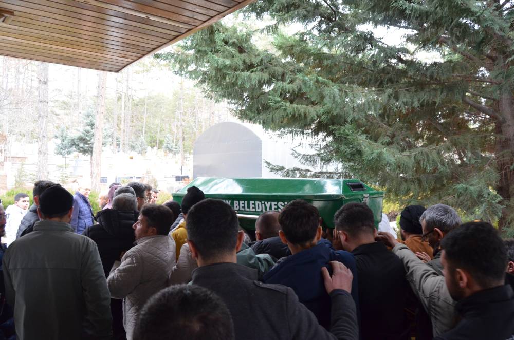 Motosiklet kazasında ölen liseli Hasan, toprağa verildi