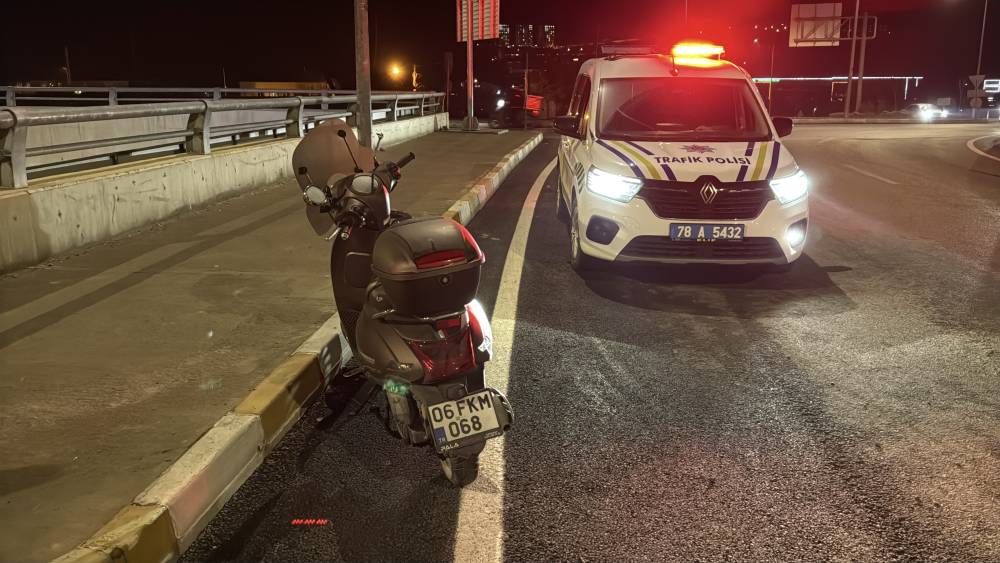 Motosiklet kazasında astsubay ağır yaralandı