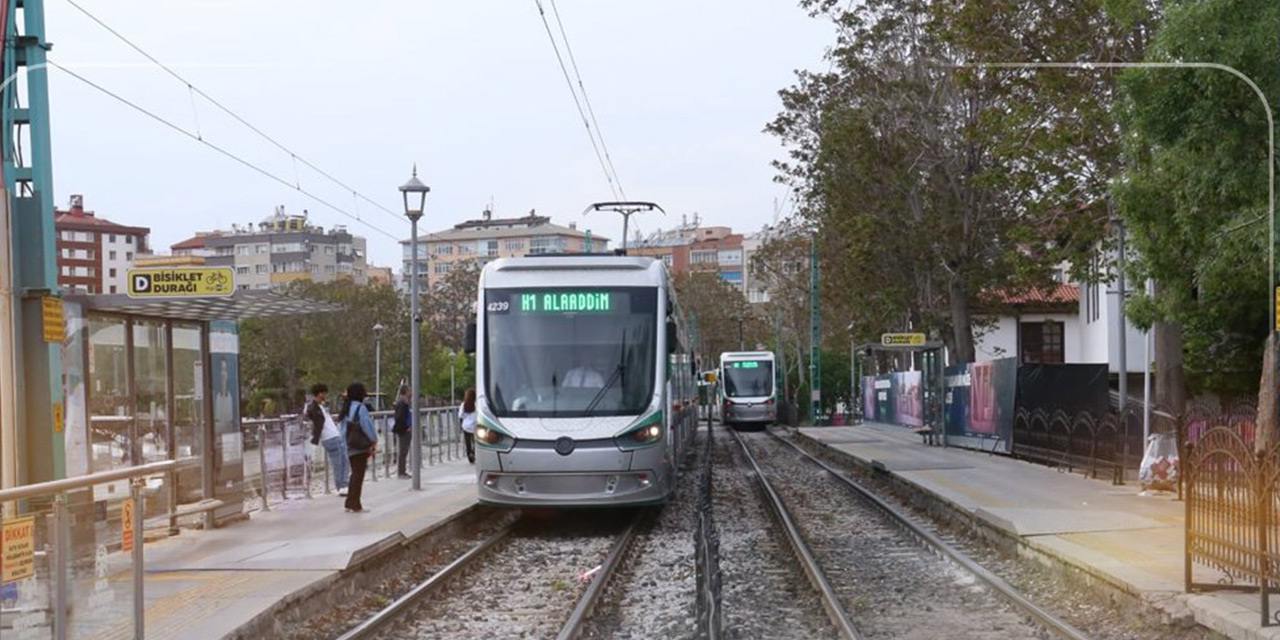 Konya’da Selçuk Üniversitesi-Kampüs-Alaaddin hattı üzerinde yer alan Kültürpark Tramvay İstasyonu kalıcı olarak kapatıldı. Siz bu konu hakkında ne düşünüyorsunuz?