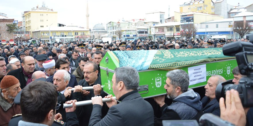 Yakup Canbolat'ın annesi son yolculuğuna uğurlandı